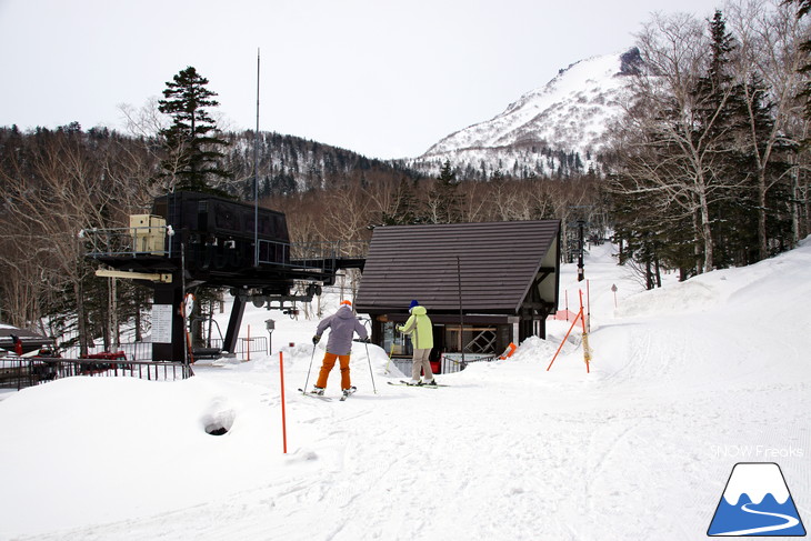 浅川誠 『春キャンプ』 奇跡のパウダースノーと出会う!! in 層雲峡黒岳ロープウェイスキー場